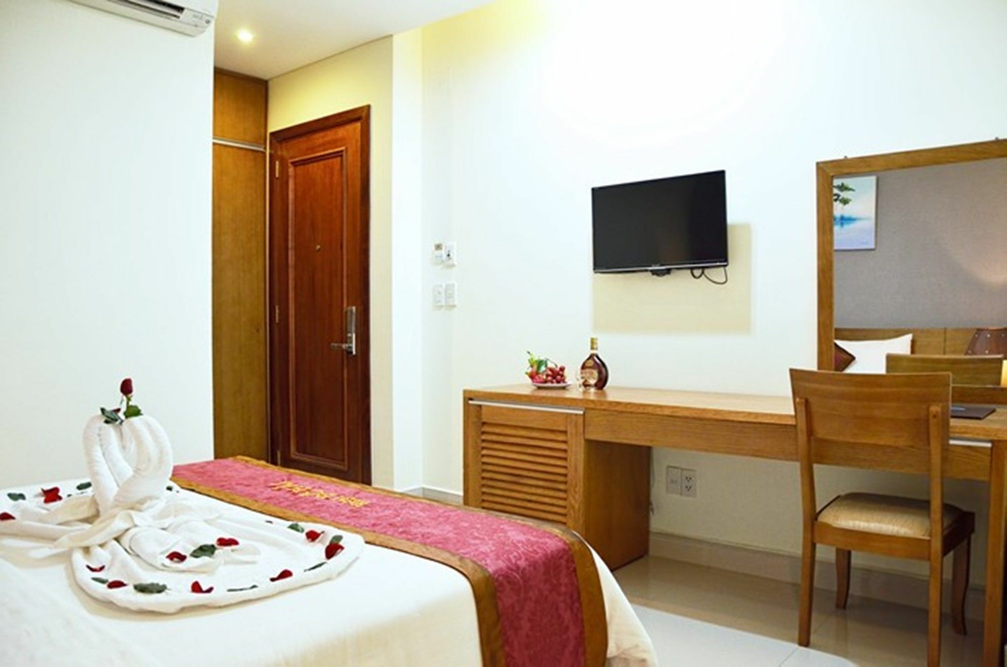 Do Hai Hotel Da Nang Buitenkant foto